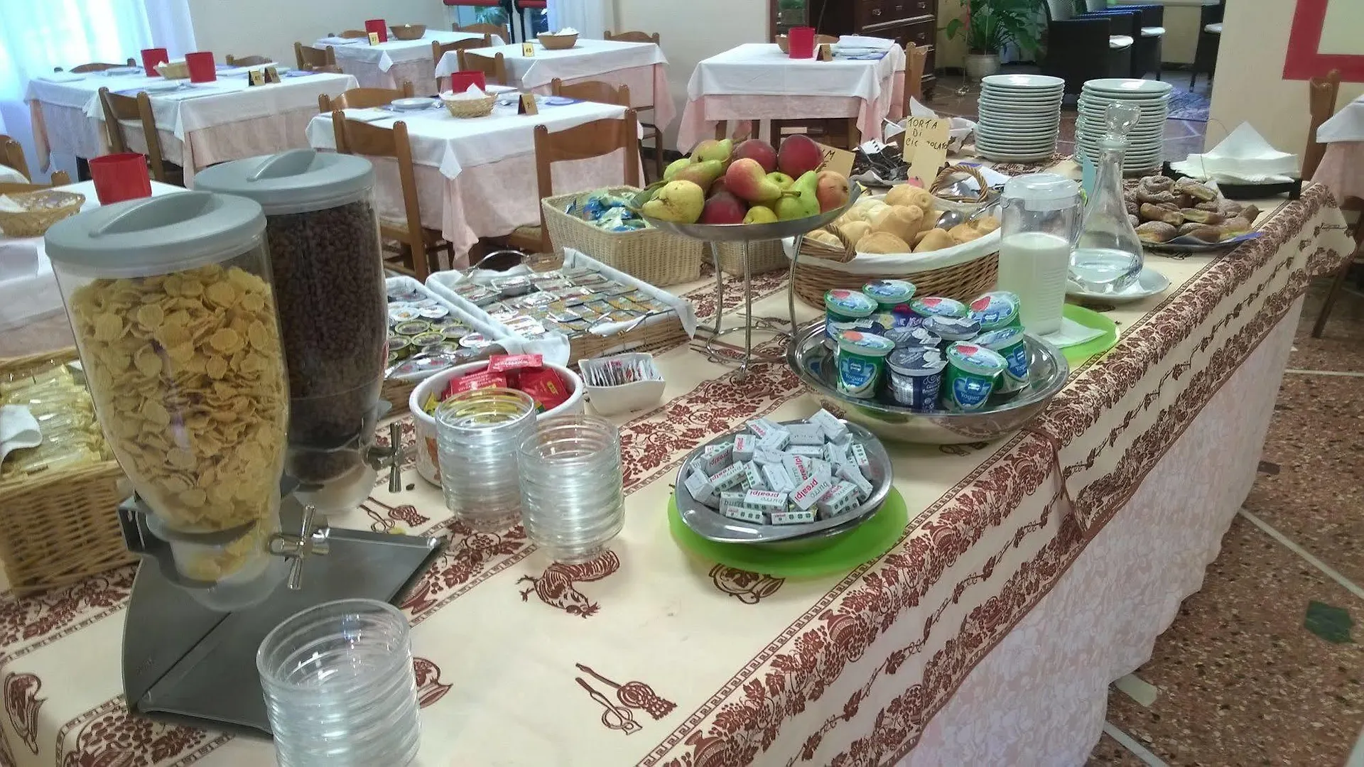 Hotel Capri Rimini 2*,